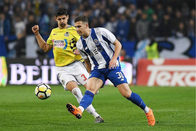 金年会官方在线入口关于波尔图训练开放日，今晚单刀错失引欢呼，全明星赛在即，更衣室氛围转暖的信息