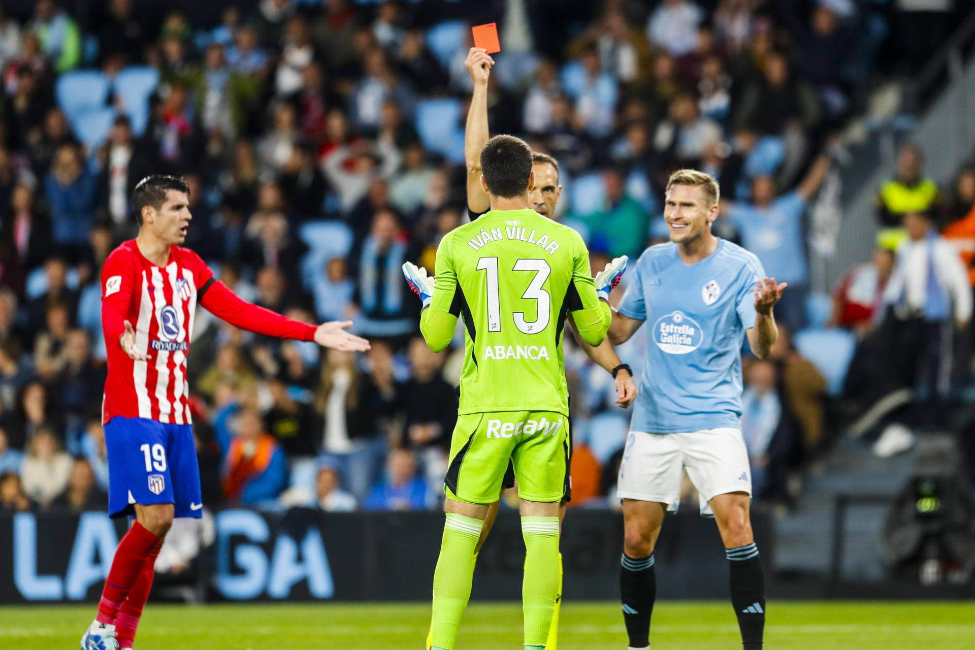 金年会官方在线入口包含赛地聚焦——欧冠今晨热度飙升，巴塞罗那临场应变，媒体盛赞，训练强度明显提升的词条