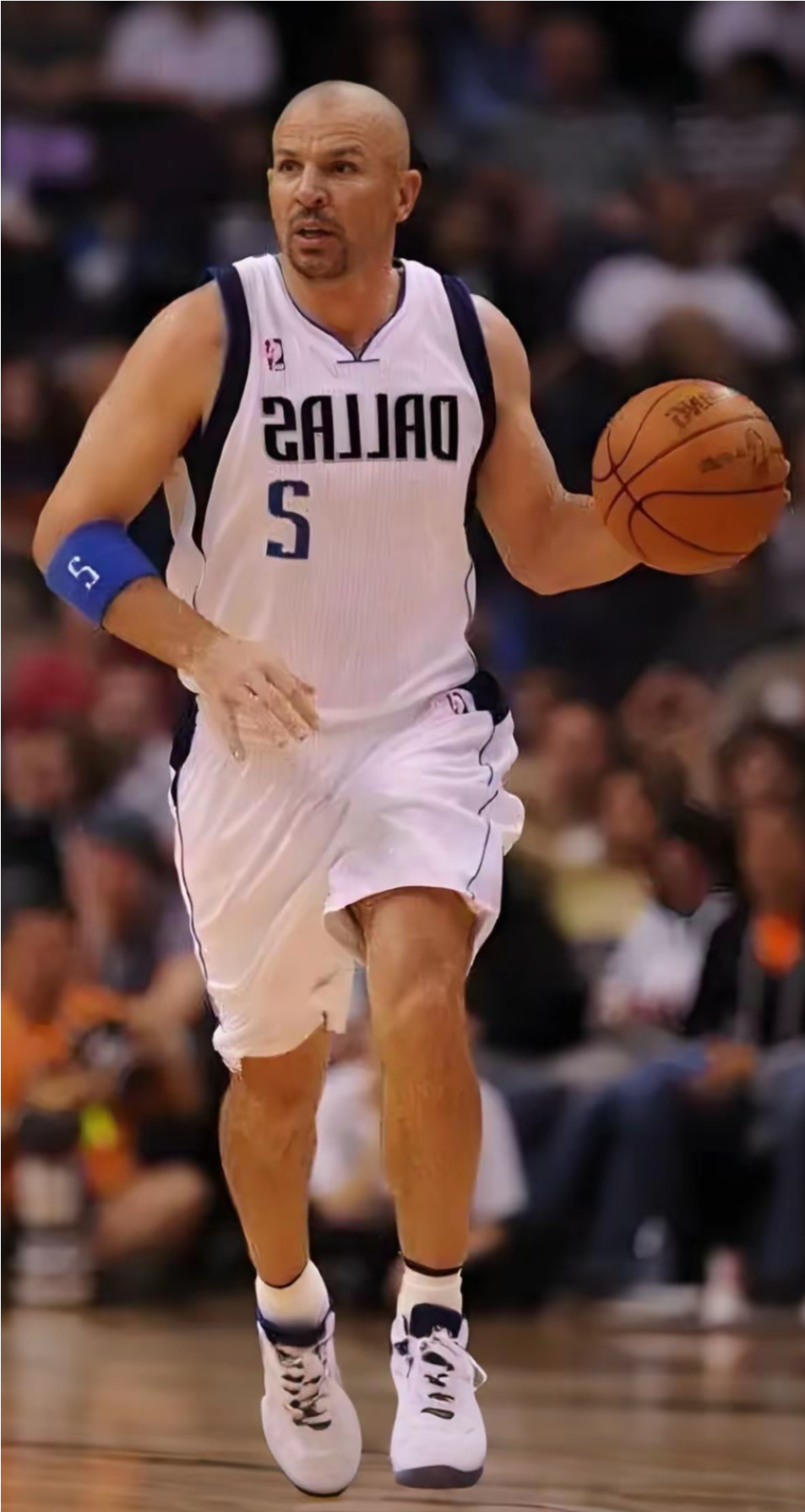 达拉斯独行侠训练开放日，转会期临场应变引欢呼，亚冠在即，团队化学反应显著